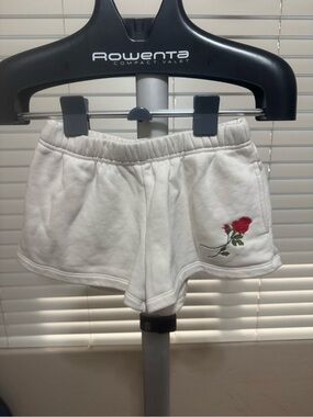 Florence by Mills White Rose Embroidered Sweat Shorts Size XS